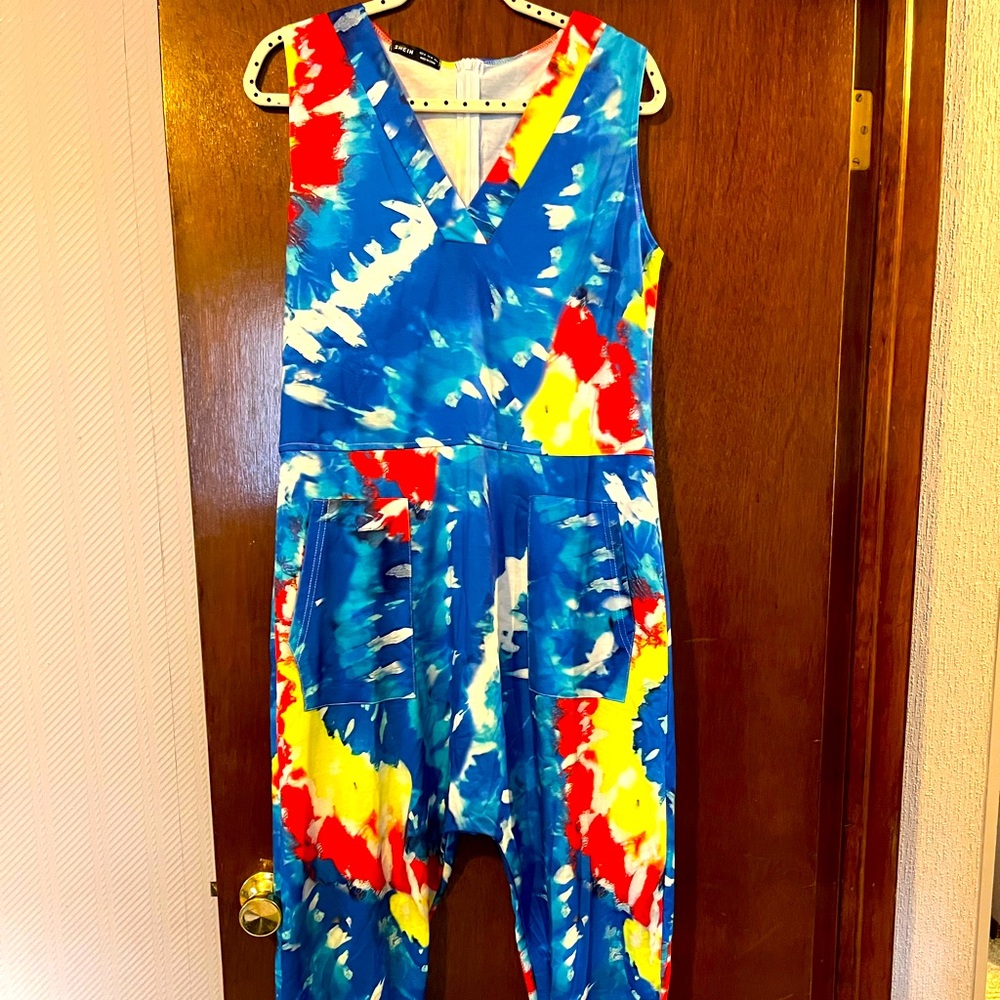 Tie-dye pants sleeveless jumpsuit